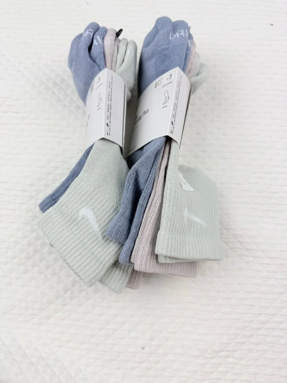 Nike 6 pairs Unisex Dri Fit Everyday Plus Cushioned Ankle Socks Mens M 6-8